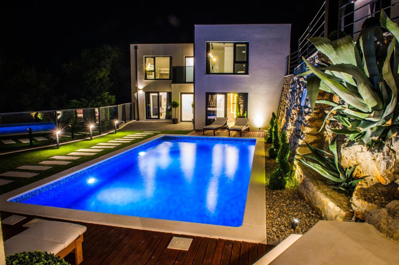 Villa Magic Look Donji Prolozac Luaran gambar