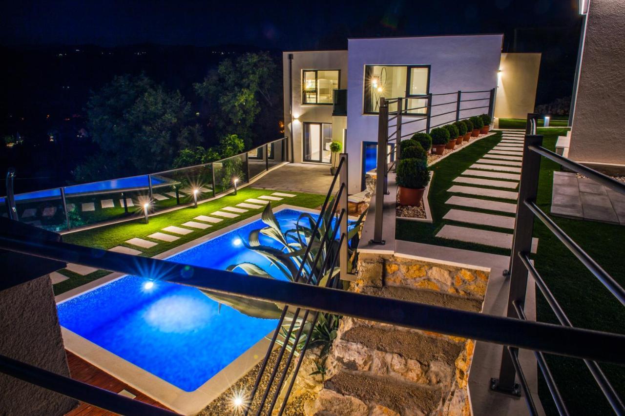 Villa Magic Look Donji Prolozac Luaran gambar